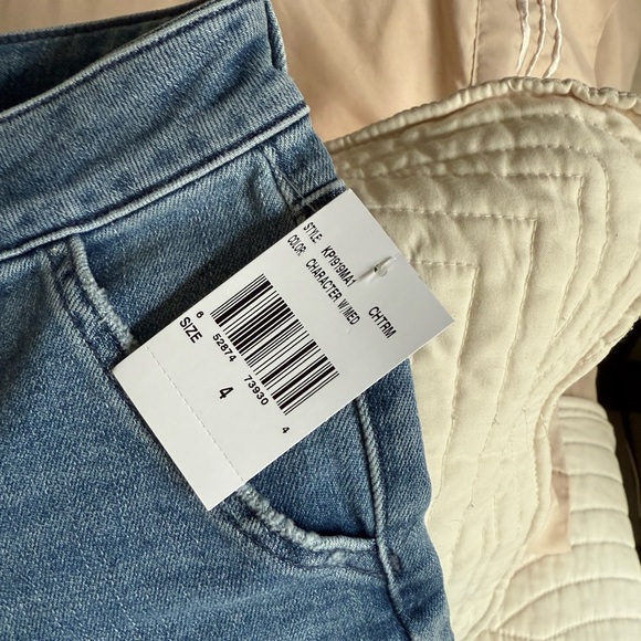 Kut from the Kloth Denim Jeans - Picture 3 of 5